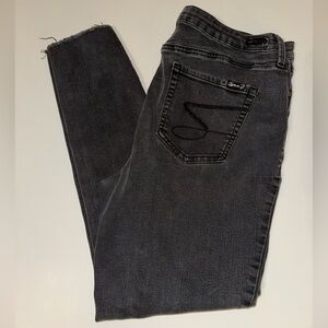 Seven7 Jeans Women’s Size 14 Black Skinny Mid Rise Frayed Hem Stretch Denim